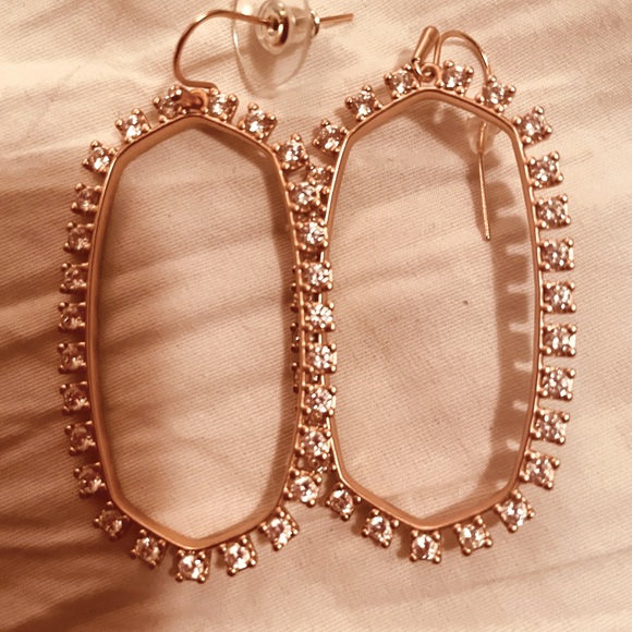 Kendra Scott brand New earrings